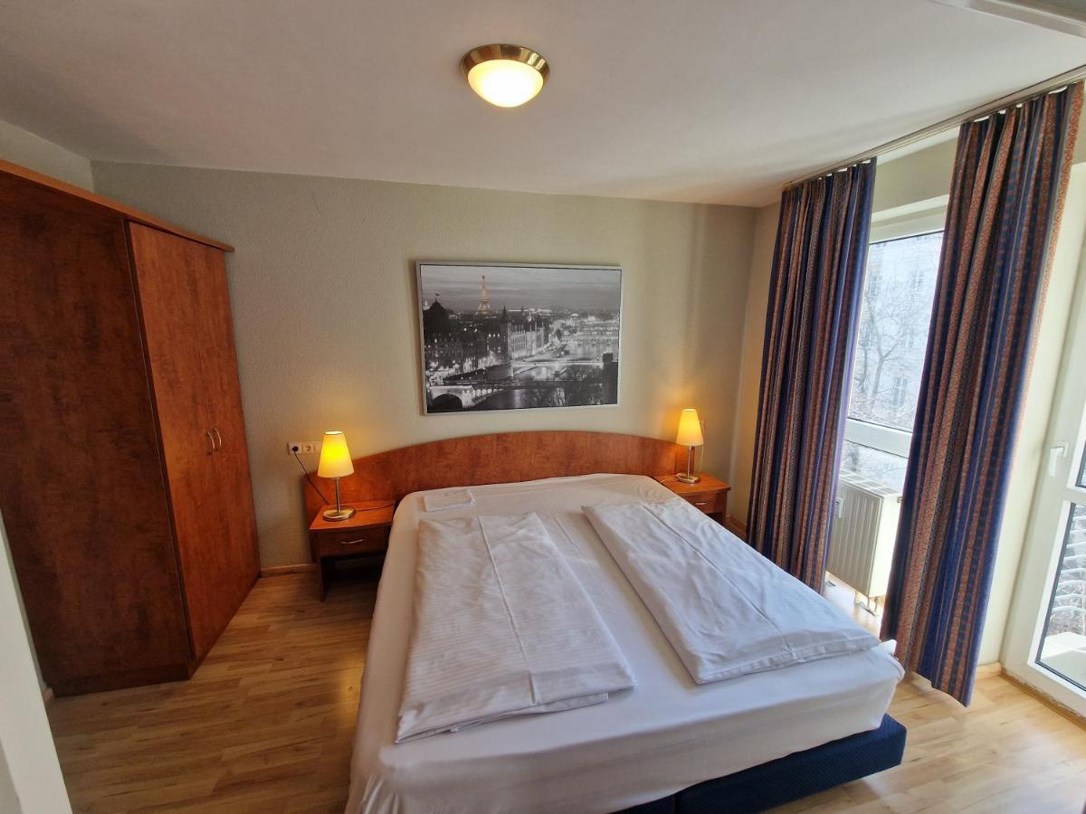 Topdomizil - Apartments "Residenz Prenzelberg" Berlin Bagian luar foto